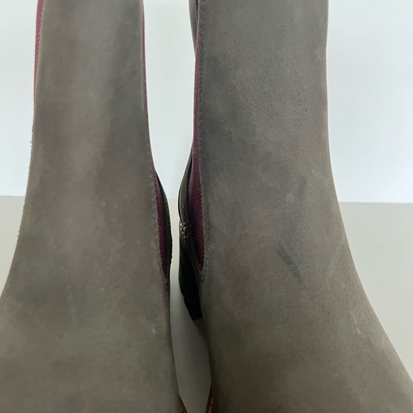 Timberland Courmayeur Valley Chelsea Boots in Olive Nubuck, Size 11 - Picture 11 of 14